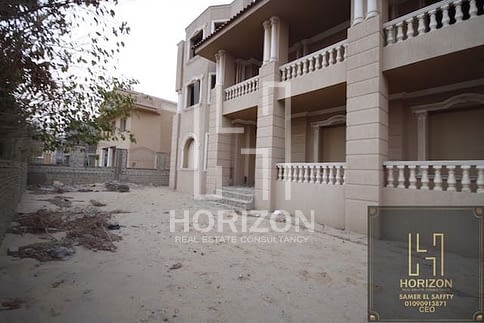 Resale Villa in Maxim Country Club New Cairo