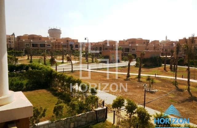 Twin house for sale in Mena Residence New Cairo