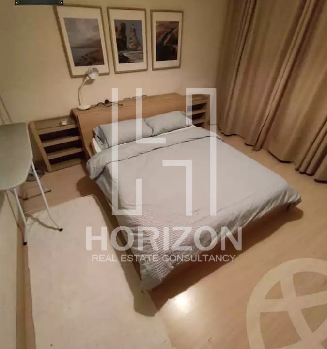 شقة للإيجار فى كمبوند ذا فيلدج بالم هيلز التجمع القاهرة الجديدة