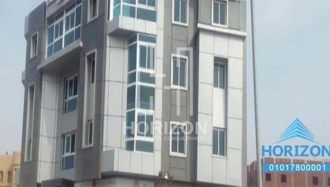 Commercial ,administrative and medical building in first settlements