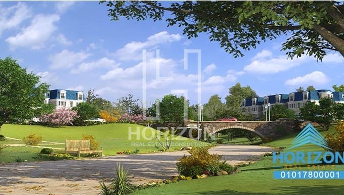 I villa roof corner in Mountain View Hyde Park new cairo