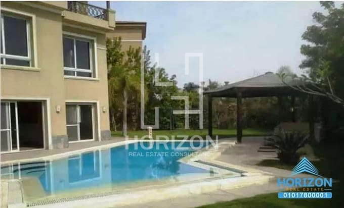 Villa with swimming pool in Rehab City type U New Cario