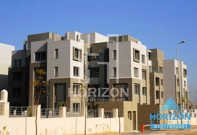 Studio 88 m in Village Gate compound New Cairo