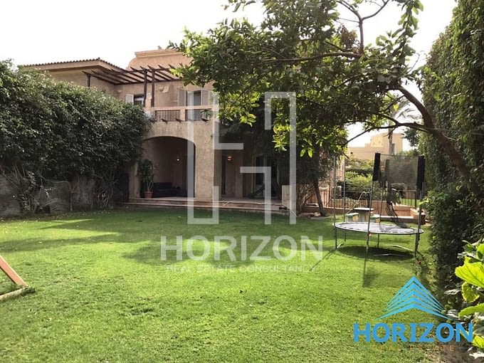 Twin house for rent in El Gezira compound Green Park New Cairo