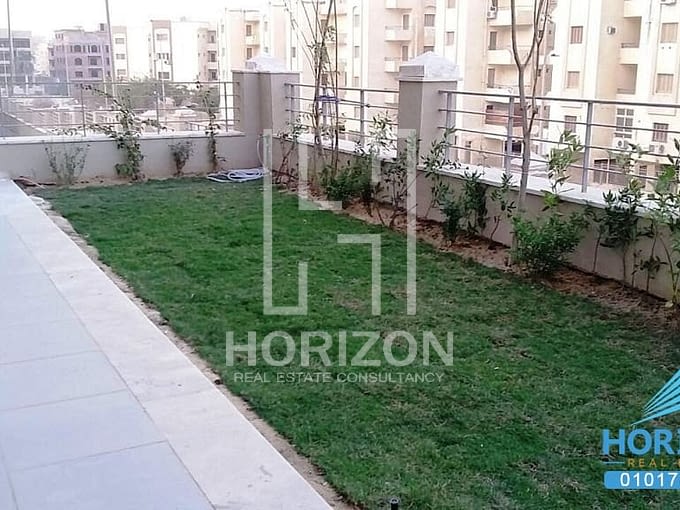 Ground floor for rent in Village Gate Palm Hills New Cairo