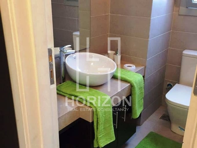 Apartment for rent in Village Gate Palm Hills New Cairo