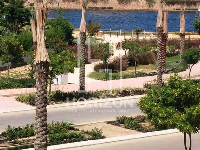 Chalet with panoramic view in Marassi North Coast