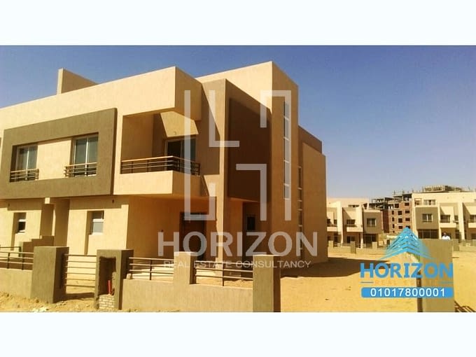 Town house for sale in The Square New Cairo