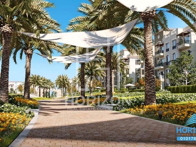 Pent house in Stone Residence New Cairo