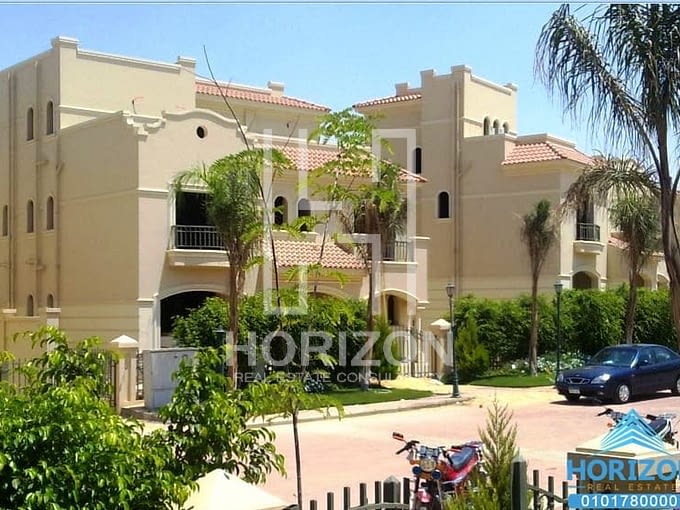 Villa with swimming pool in Concord Gardens New Cairo