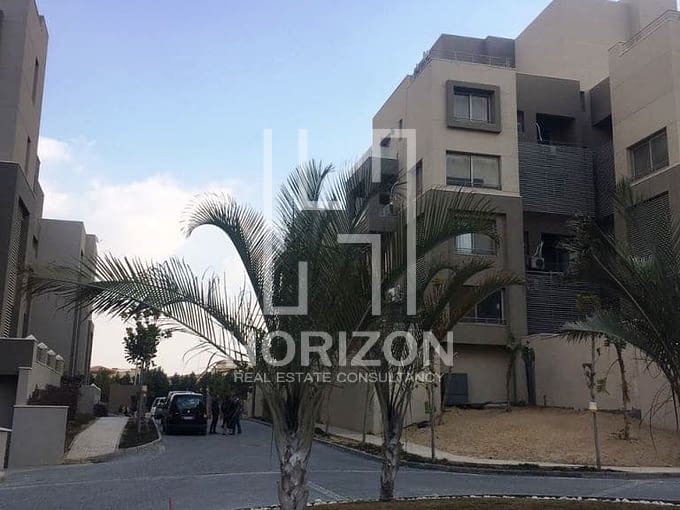 Ground floor with garden in Village Gate New Cairo