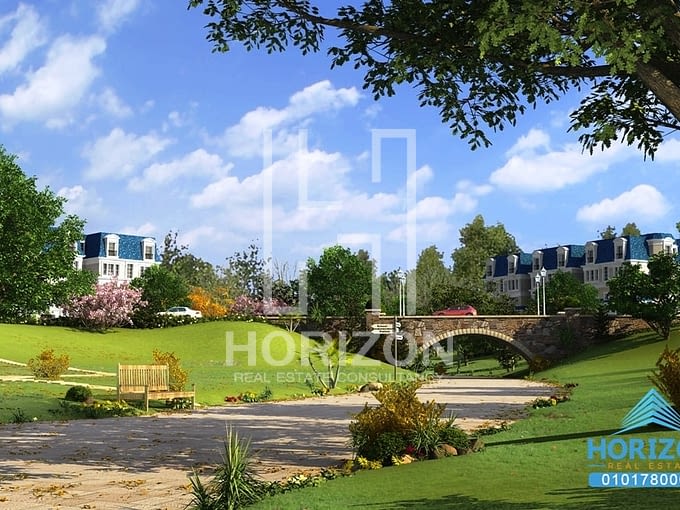 I Villa garden in Mountain View Hyde Park New Cairo