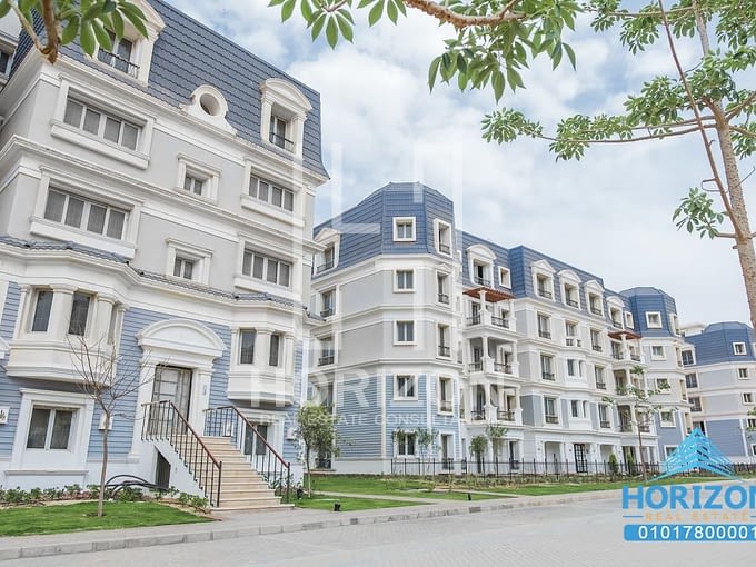 Apartment middle in Mountain View Hyde Park New Cairo