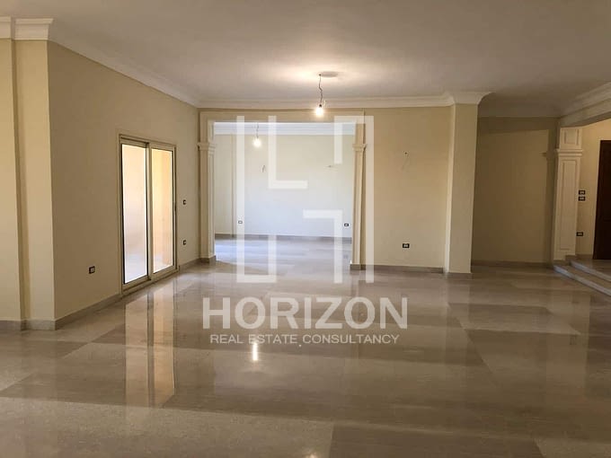 Whole floor for rent at South Academy New Cairo