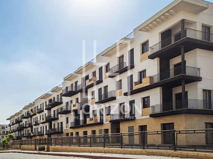 Apartment corner for sale in Eastown New Cairo