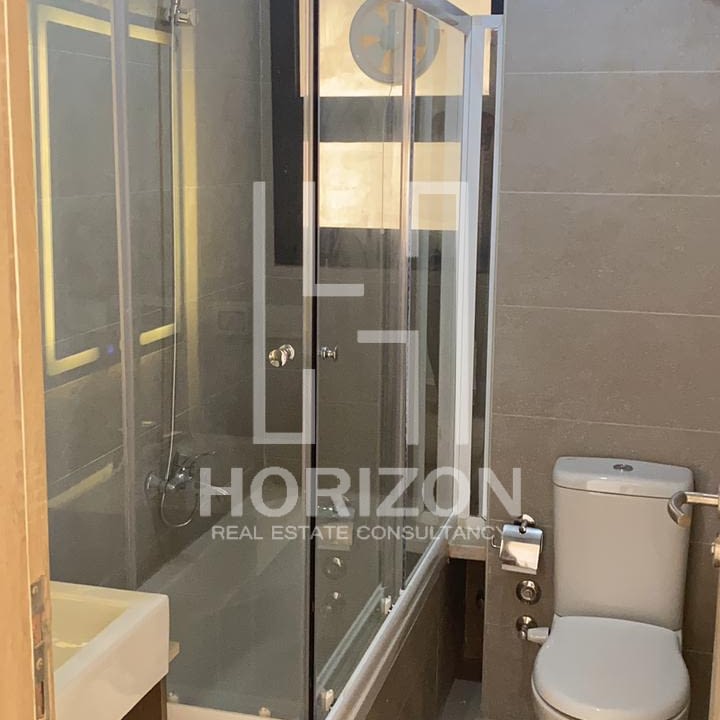 شقة ايجار فى فيفث سكوير المراسم | Horizon Estate