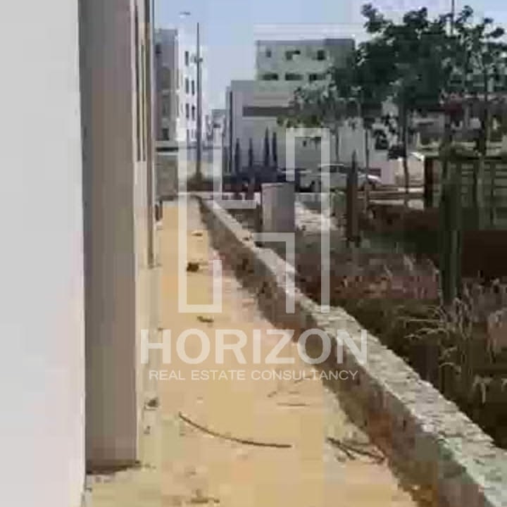 دوبلكس بجاردن في كمبوند هايد بارك القاهرة الجديدة