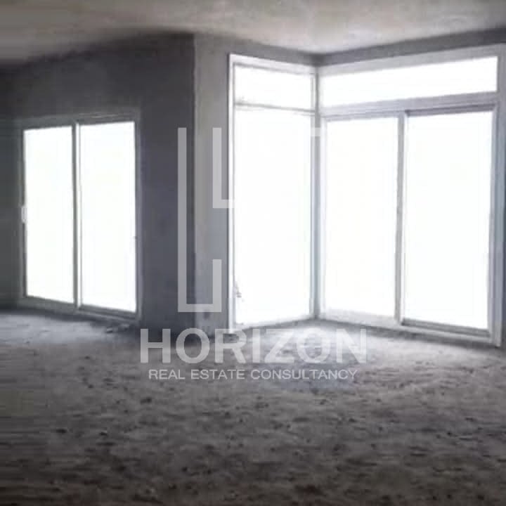 Duplex with garden in Hyde Park New Cairo