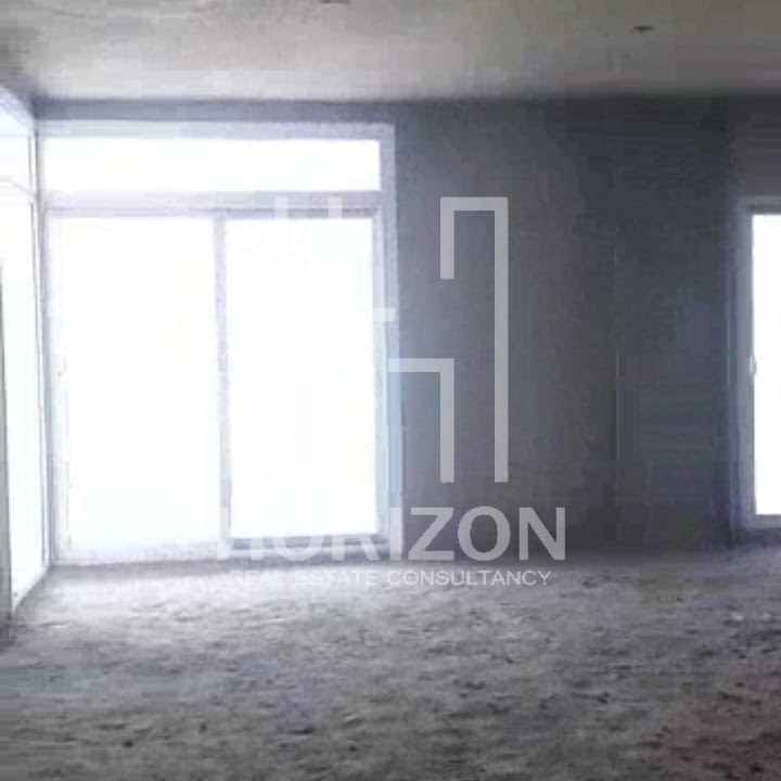 دوبلكس بجاردن في كمبوند هايد بارك القاهرة الجديدة