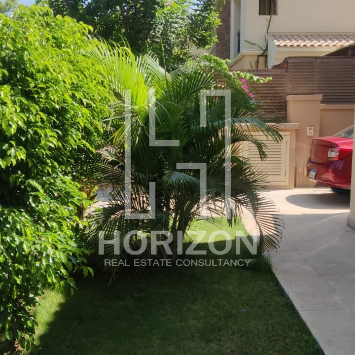 فيلا مستقلة للايجار في كمبوند ميفيدا القاهرة الجديدة