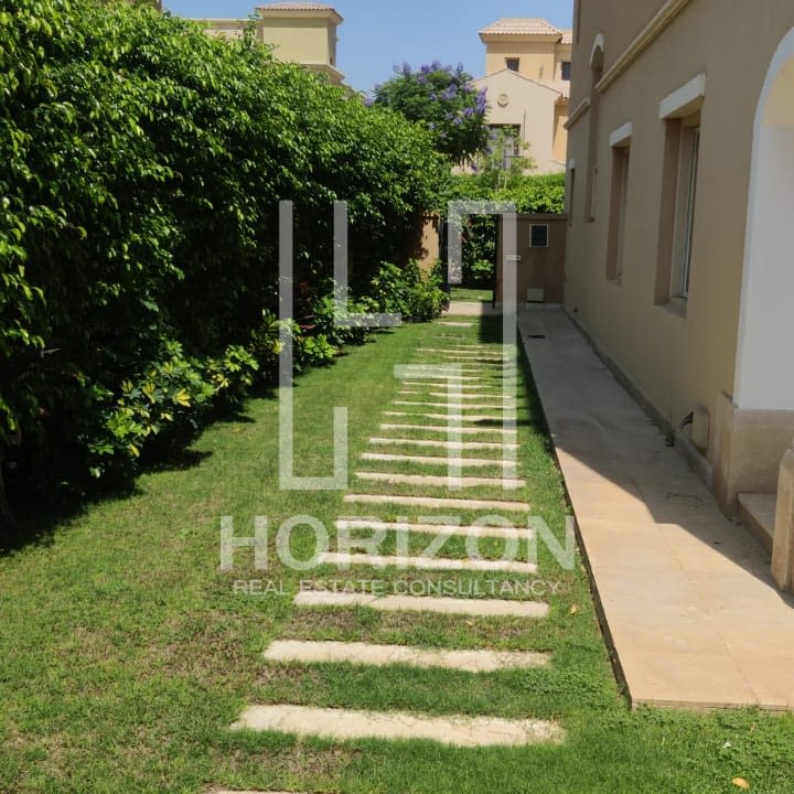 فيلا مستقلة للايجار في كمبوند ميفيدا القاهرة الجديدة