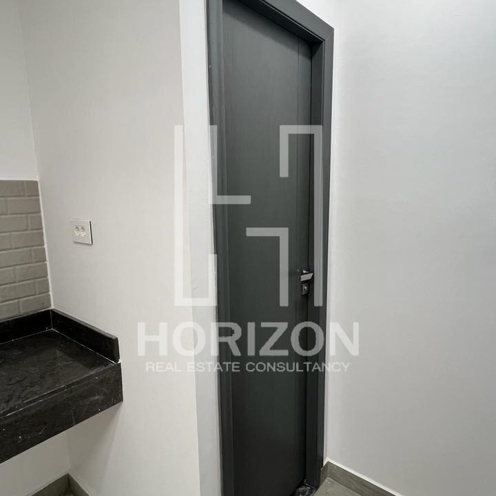 مكتب للإيجار في كايرو فيستيفال سيتي القاهرة الجديدة