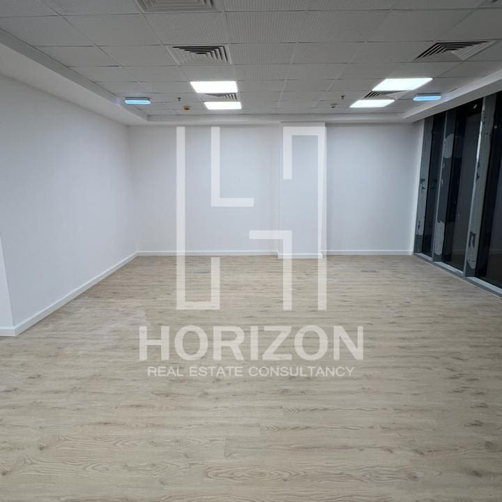 مكتب للإيجار في كايرو فيستيفال سيتي القاهرة الجديدة