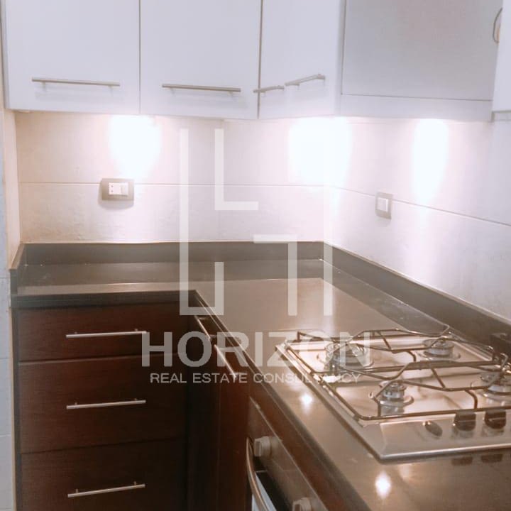 شقة للإيجار فى كمبوند فيلدج جيت بالم هيلز التجمع الخامس القاهرة الجديدة