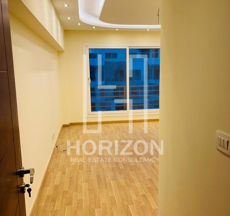 شقة للإيجار فى هايد بارك | هورايزن استيت