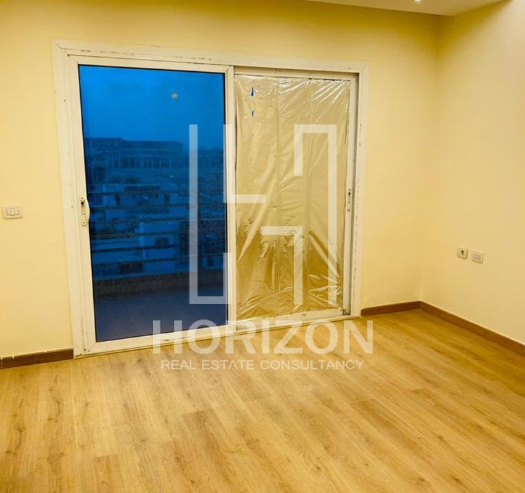 شقة للإيجار فى هايد بارك | هورايزن استيت