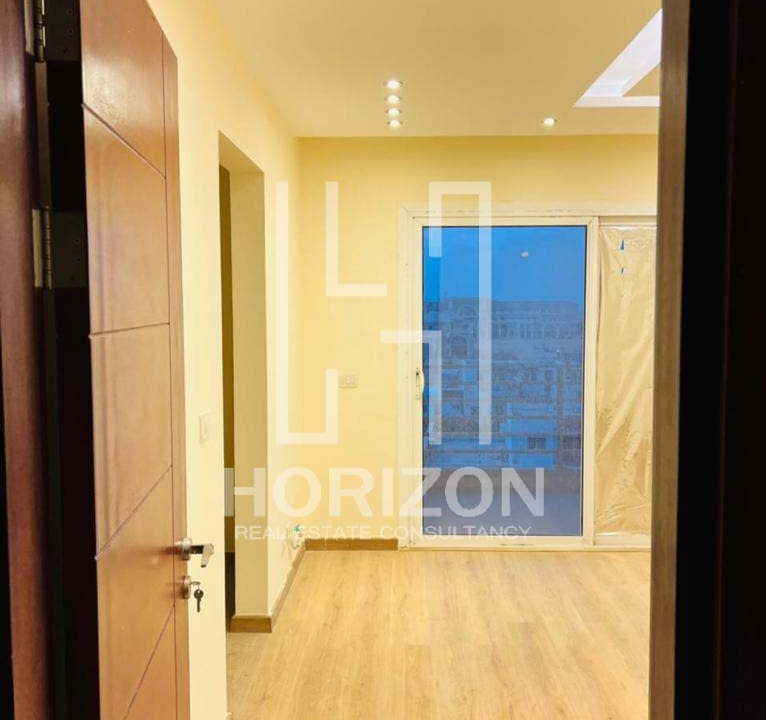 شقة للإيجار فى هايد بارك | هورايزن استيت