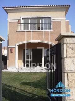 Villa for sale in Stone Park New Cairo