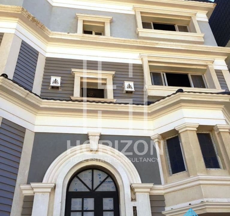 Apartment for sale in Mountain View Hyde Park New Cairo
