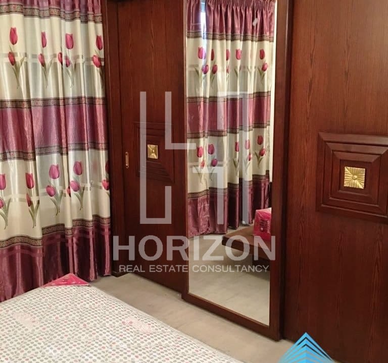 Pent house for rent in Village Gate Palm Hills