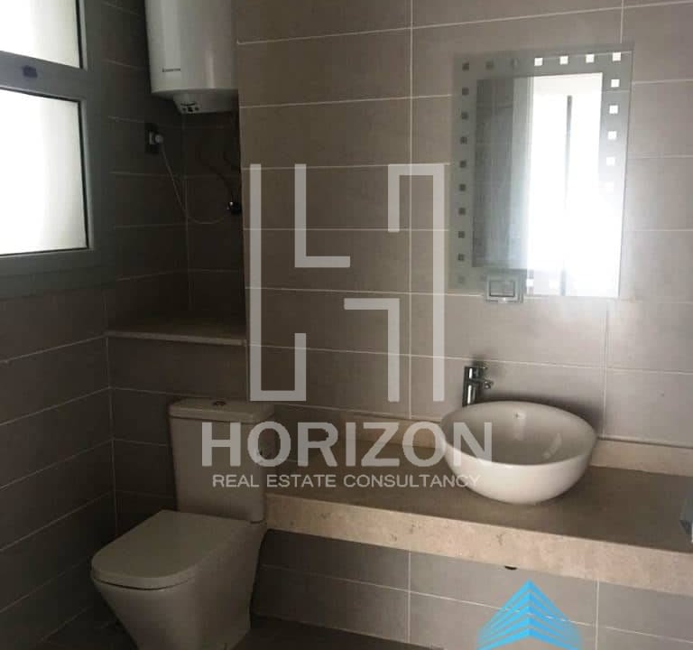 Studio for rent in Village gate Palm Hills