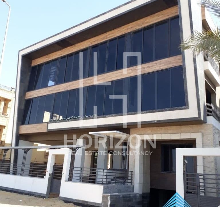 Villa for sale or rent in South Academy "A" New Cairo
