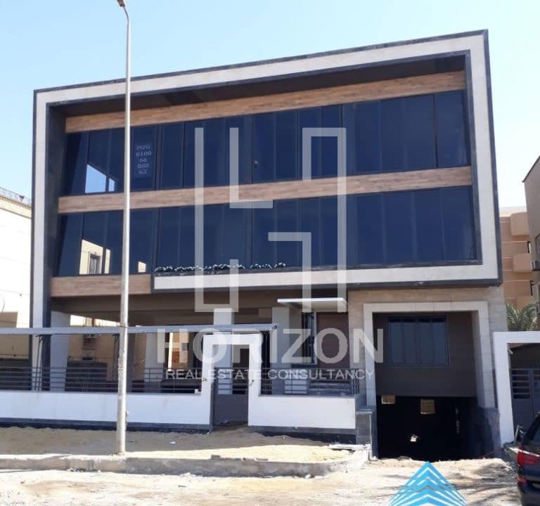 Villa for sale or rent in South Academy "A" New Cairo