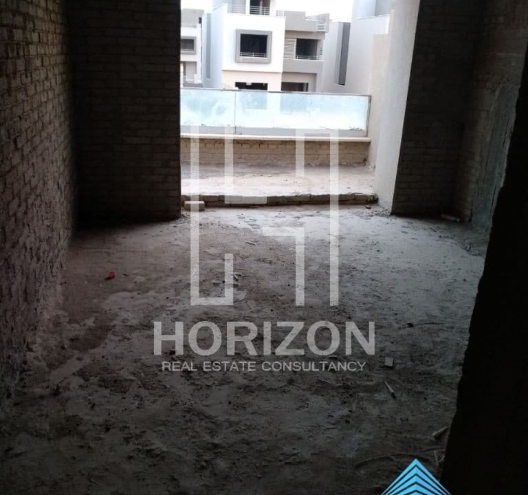 Town house for sale in PK2 New Cairo