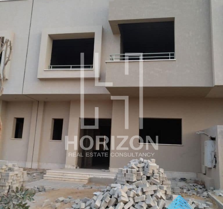 Town house for sale in PK2 New Cairo