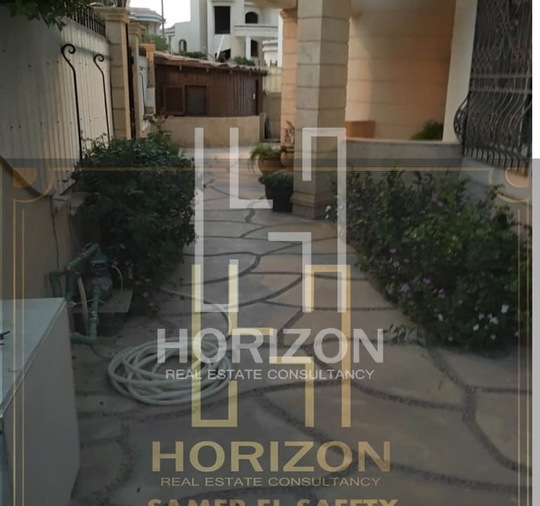 Villa in Golden Heights New Cairo