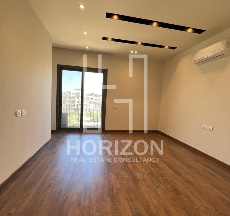 شقه للايجار في كمبوند ايستاون | هورايزن استيت