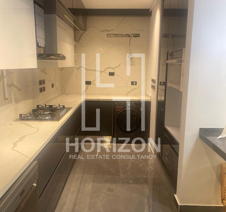 شقة بجاردن فى ايستاون سوديك القاهرة الجديدة