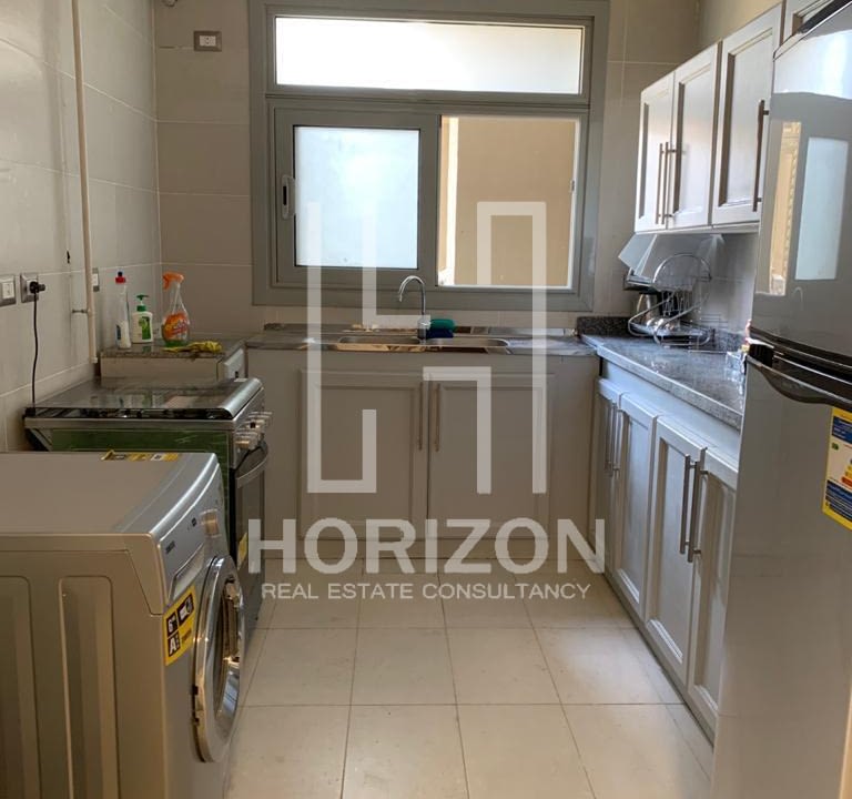 ستوديو فى كمبوند فيلدج جيت القاهرة الجديدة