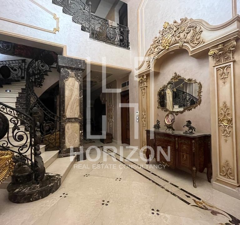 فيلا مستقلة إيجار فى كمبوند هايد بارك التجمع الخامس القاهرة الجديدة