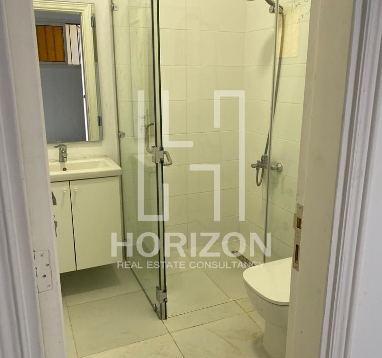 توين هاوس للإيجار فى كمبوند القطامية هايتس القاهرة الجديدة