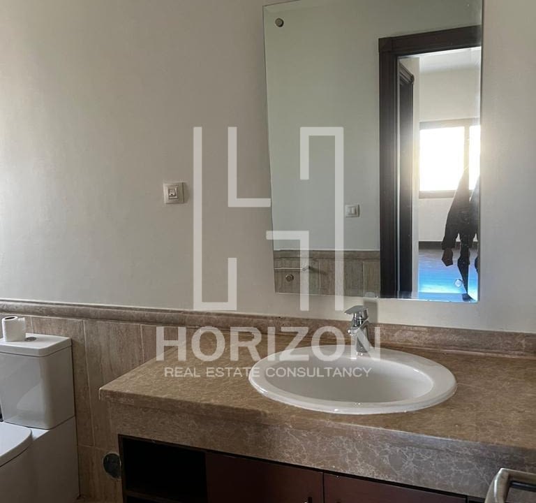 فيلا مستقلة للإيجار في كمبوند ميفيدا القاهرة الجديدة