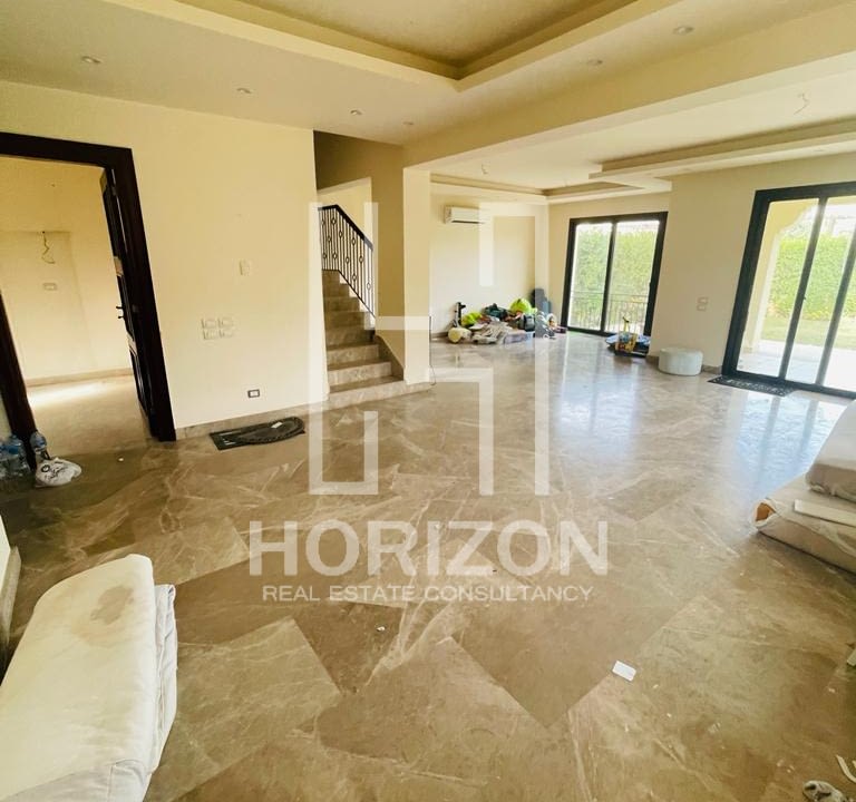 تاون هاوس للإيجار في كمبوند ميفيدا، التجمع الخامس، القاهرة الجديدة