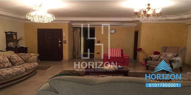 Apartment in Second District Villas 5 Settlements New Cairo