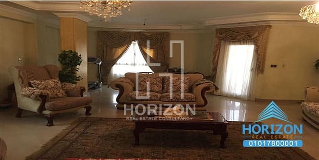 Apartment in Second District Villas 5 Settlements New Cairo