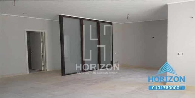 Apartment in Village Gate Palm Hills New Cairo for rent